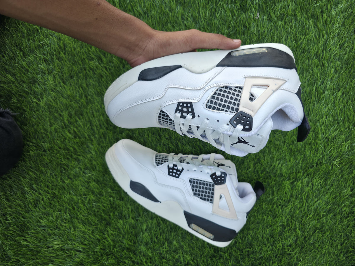 Retro 4 Military Black