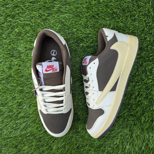 Travis Scott Reverse Mocha