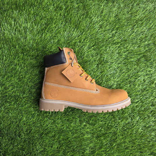Nubuck Camel