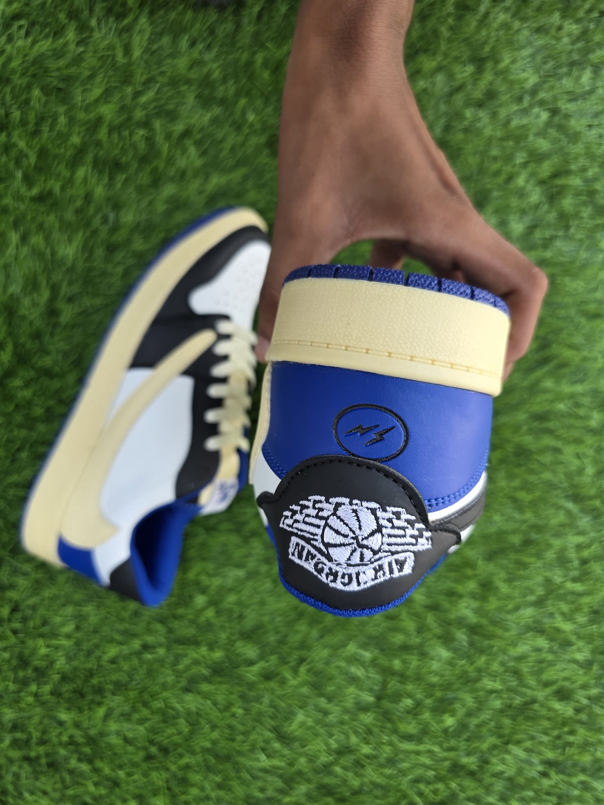 Travis Scott 'Fragment Blue'