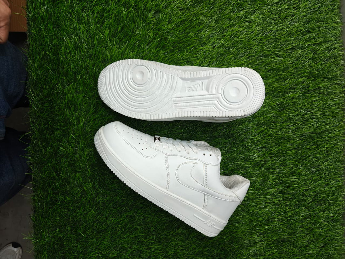 Airforce triple white